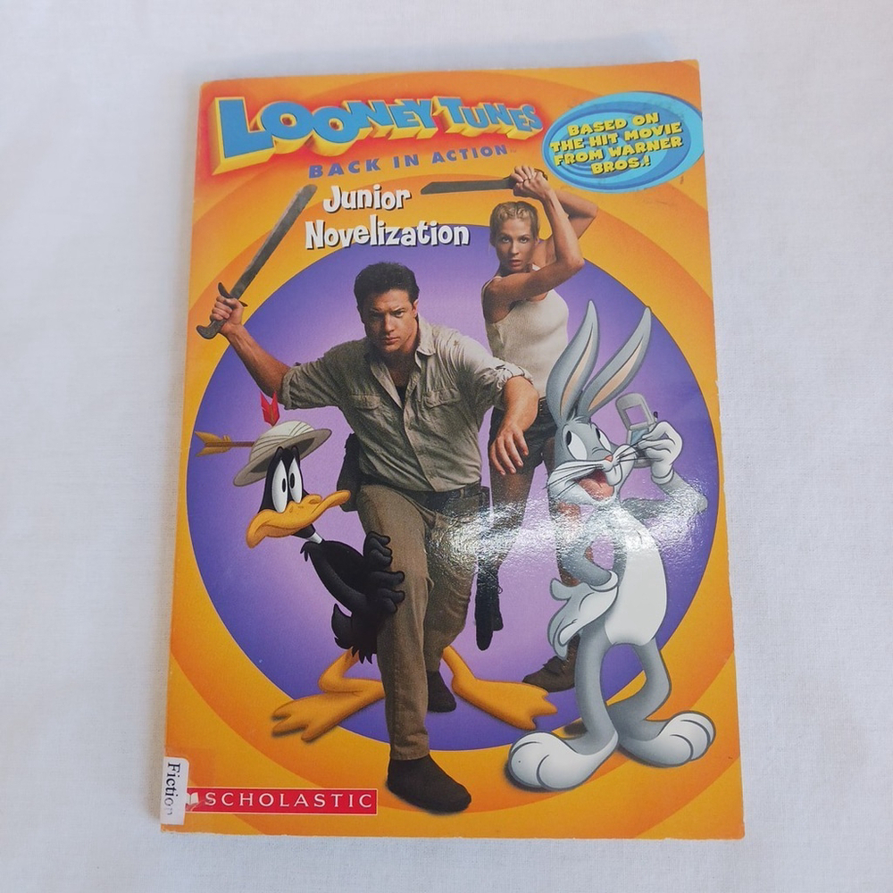 Looney Tunes Back in Action Novel Markas 2003 1st Ed